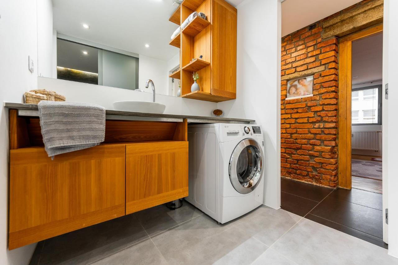 Luxury Apartment In The City Centre Кошице Екстериор снимка